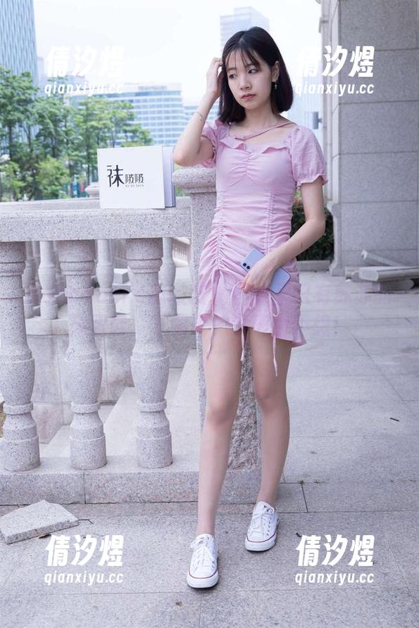 BoBoSocks袜啵啵 - 图库里只有苏苏的高跟鞋，下载吧，没理由不想！