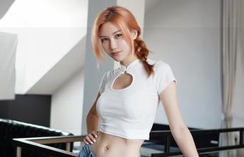 Feilin嗲囡囡 – 特别提醒：Jennanni_Jen高跟鞋高清下载，走路要小心，踩到梦中人哦！