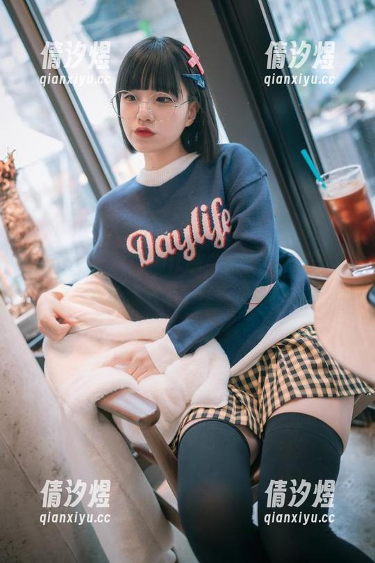 Jenny(정제니)的作品“秘书”在此，免费给你带来工作新灵感！