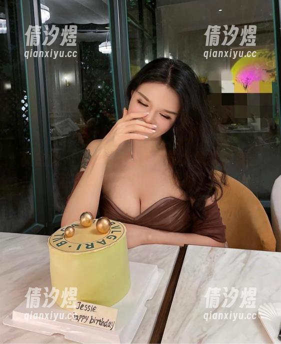 微密圈 - Jessie婕西学妹大暴露合集：这是我心目中的“学姐”！