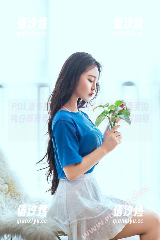 PDL潘多拉 - 紧急通告！Ellie艾栗栗的纯白摄影最新资源上线，快来抢购你的眼球吧！