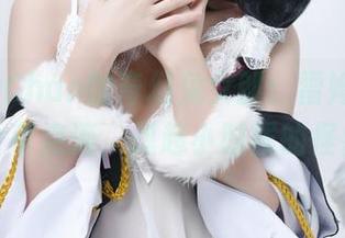 PoppaChan的奇幻兔女郎：雷姆写真集，分享点滴，想起小时候的怪兽…