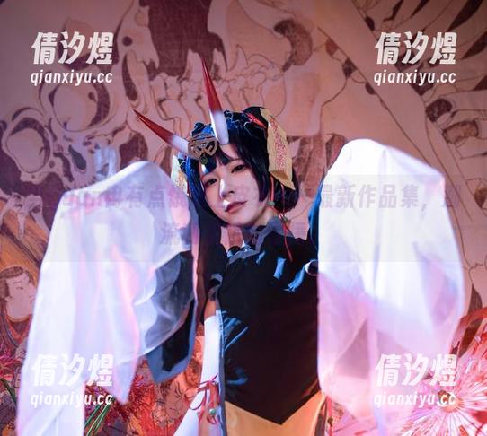 Quan冉有点饿 当Quan冉有点饿遇上皮衣——最新作品集,潮流和饥饿的碰撞。