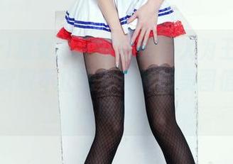 TuiGirl推女郎 – 在线会有人为王根星熙的镂空赞叹不止吧？这样的美图值得慢慢品味啊。