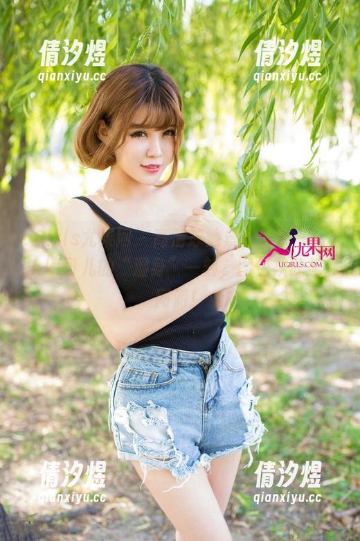 UGirls尤果网 - 高清泳池景，快来一睹Sukki可儿的“湿身”一刻，图包从此与你同游！