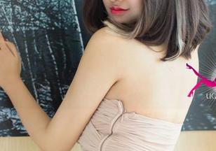 UGirls尤果网 – 短裤日记：谭晓彤全集带我回到那年的迷失