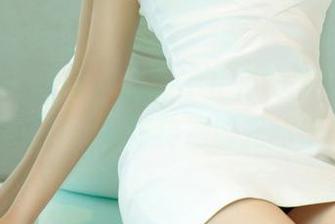UGirls尤果网 – 校服不止是制服，韩沫瑜的无圣光图集传递时光的俏皮