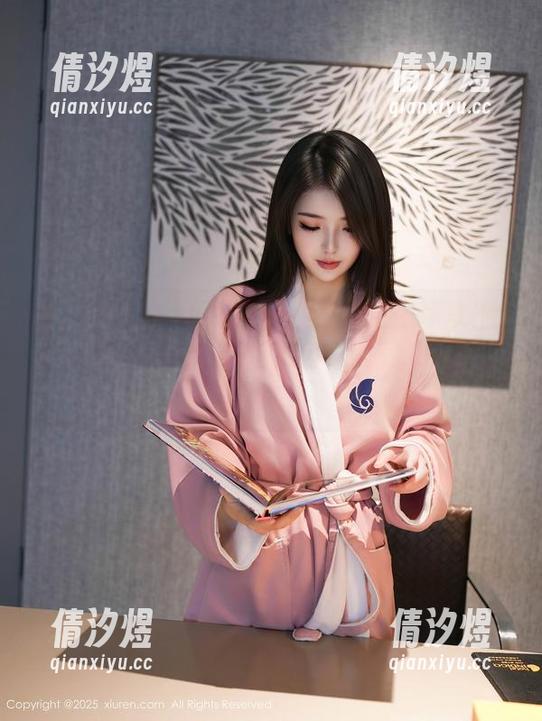 Xiuren秀人网-可可芝 Xiuren秀人网 - 可可芝的美图:那双腿,真会偷心...不过这颜色,我就...先给个赞吧。