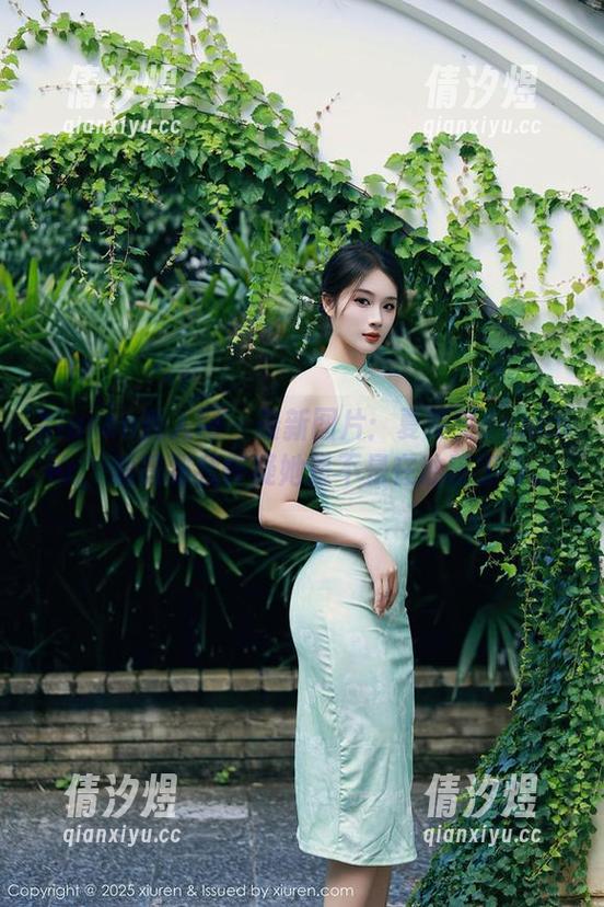 Xiuren秀人网 - 最新图片：夏笑笑Summer，油亮到我怀疑她是不是在油田工作。