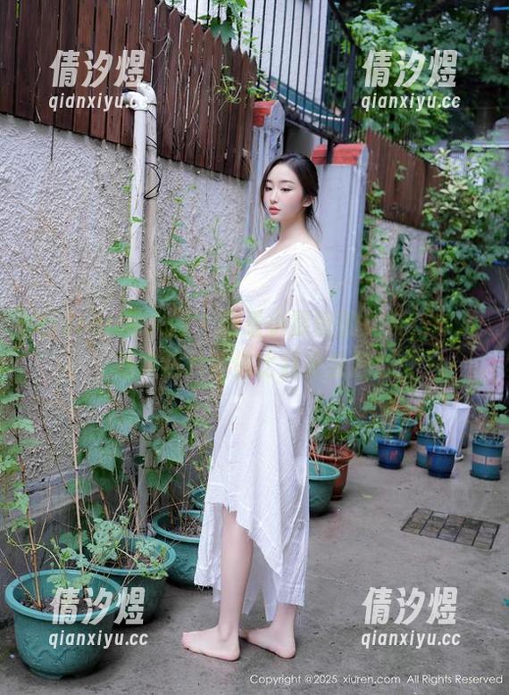 Xiuren秀人网-小嘉敏 Xiuren秀人网 - 翻看小嘉敏的女友,才发现这照片好像比我更会撩!