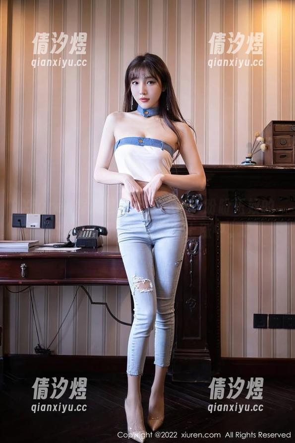Xiuren秀人网 - 不得不说，盼盼玉奴的校服合集，下载意愿上涨中。