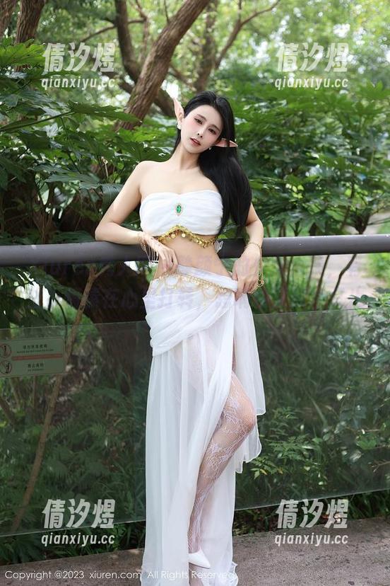 Xiuren秀人网 - 静颜宁的少女合集，有些小情愫在心里打转，想嘀咕又欲言又止。