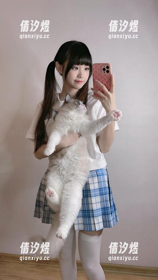 miko酱ww miko酱ww的写真作品,每张都像跳跃的精灵,分享下这种氛围可以吗?