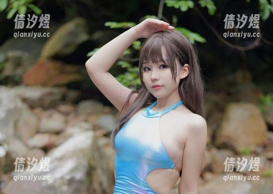 免费图集：七七娜娜子的怨仇办公室，黑科技的暗潮涌动！