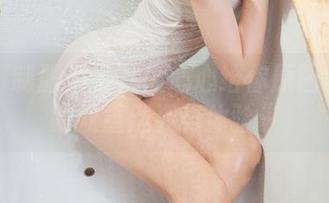 丽柜 – 制服不平凡！心心给你原图和图包的双重涨姿势体验～