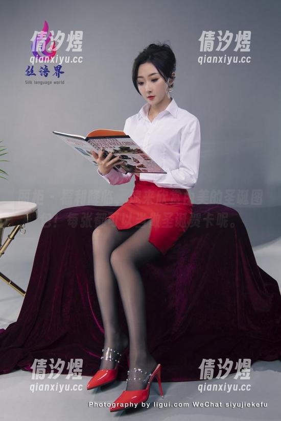 丽柜 - 福利降临，速来欣赏由美的圣诞图包！每张都可以当做圣诞贺卡呢。