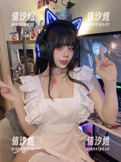 图册里的九言从不咕咕：滑稽的cos其实暗藏所有秘密！