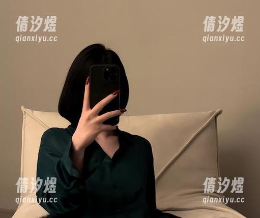 微密圈 - 这福利也太赞了吧：保守的二舅妈的红丝白袜写真