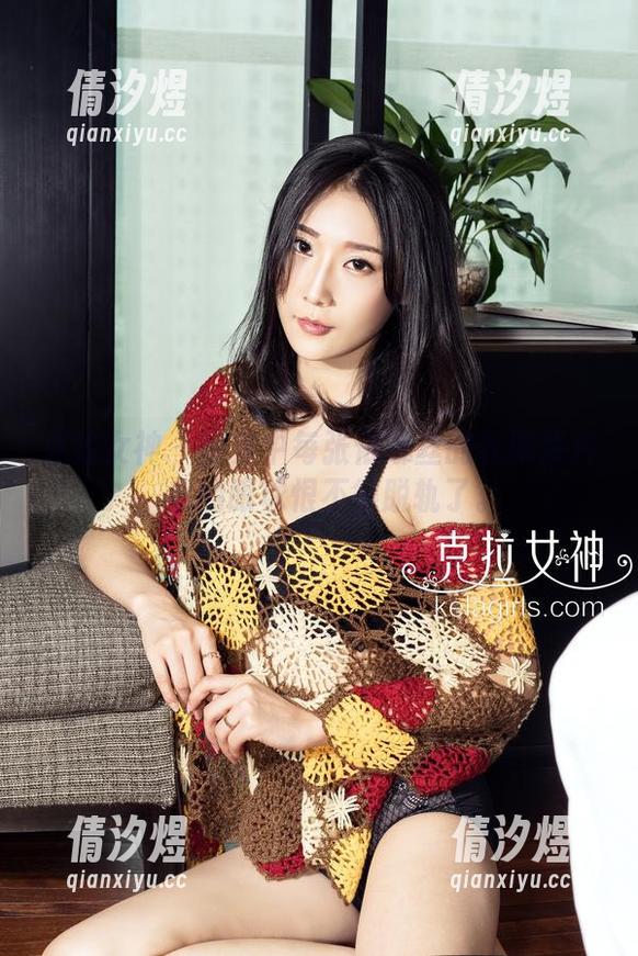 克拉女神 - 图集中每张依娜丝的礼服照片，我的眼球恨不得脱轨了。