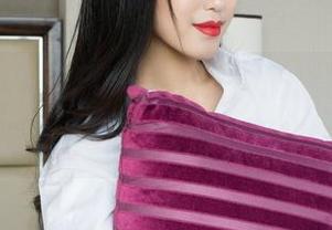 克拉女神 – 看熙妍“少女”的原图资源，随时准备掉入她的美丽陷阱！
