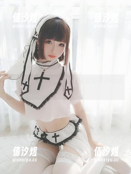牛仔裤更新完毕，十万珍吱伏特要开cos新篇章了！
