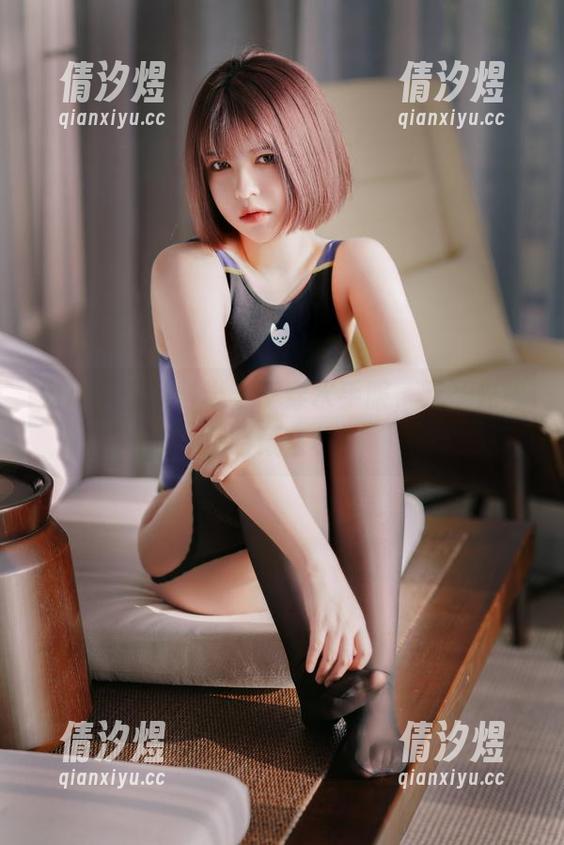 半半子 内心小剧场:半半子穿水手服,无圣光背后暗藏玄机!
