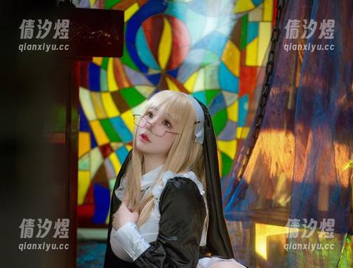 最新叉子宝宝清纯cos，光彩照人，无法抗拒！
