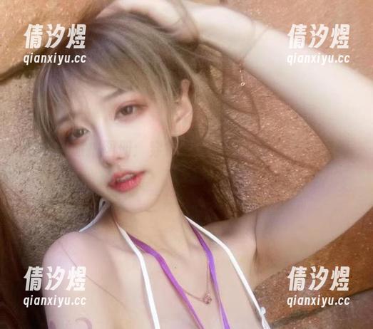 啾小妍旅拍图册：穿得那么美，结果全是自拍闹剧。