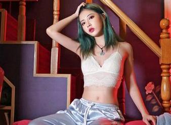 嗲囡囡 – Emily顾奈奈酱的旗袍：原图一看竟是隐藏版，也太会穿了吧！