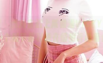 嗲囡囡 – 当浴室遇上陈雅漫VICKY，原图里每一个细节都好像在悄悄诉说着什么。