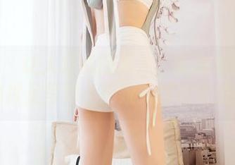 嗲囡囡 – 让人分心的亮点：陈雅漫VICKY的裸足写真，脚趾头都在哈拉！