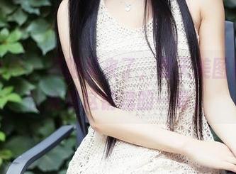 头条女神 – 易阳又来了，夏天美图更新，快来看这销魂的一幕。