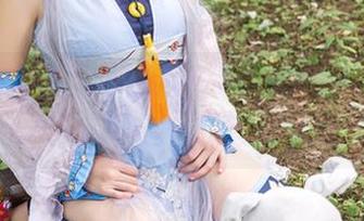 头条女神 – 私拍中的学妹，琳琳竟然让人感觉这是某种深藏的资源