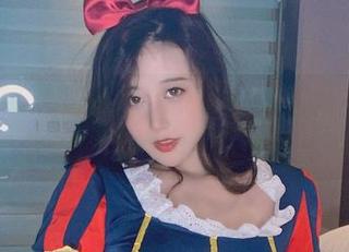 原图来了！那身黑色奈汐酱Nice秀得有点过火，下载自负责任