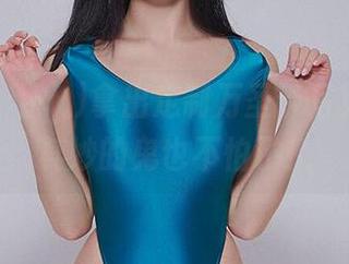 姜仁卿(강인경)拿出定制万圣节写真，莫名其妙的鬼也不怕了！