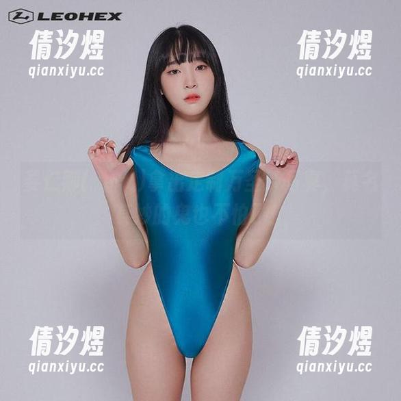 姜仁卿(강인경)拿出定制万圣节写真，莫名其妙的鬼也不怕了！