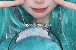 别说这是肉丝，安曜曜的原图战斗力MAX！
