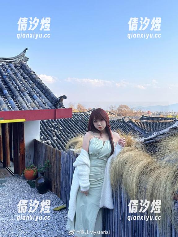 宝儿mysterial 每次瞄到宝儿mysterial的日常cos,脑袋里就浮现出一堆配诗。