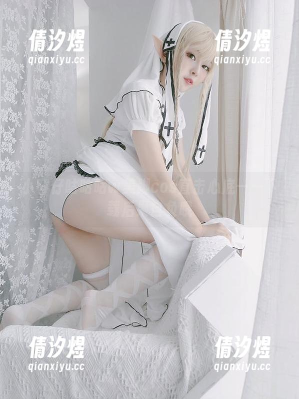 小容仔咕咕咕w美脚cos直击心底——下载后果自负哦
