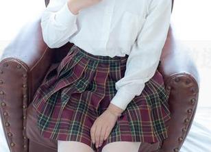 少女秩序 – 乐栀体操服福利大放送，没想到她也是个跳跃小能手！