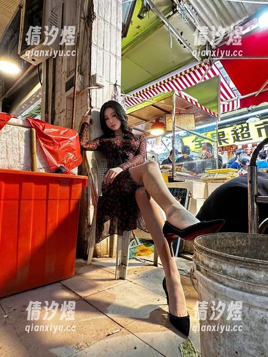 微密圈 - 办公室的暗黑幽默：是小逗逗写真与图包，专治枯燥乏味！
