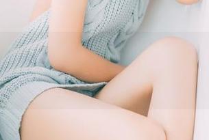 果团网 – 看这白衬衫，周妍希果然知性又迷人，合集里是我心头好。