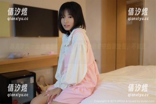 模范学院 - 云里雾里的程程CC，高清合集中的职业装，不如直接搜个关键词算了。