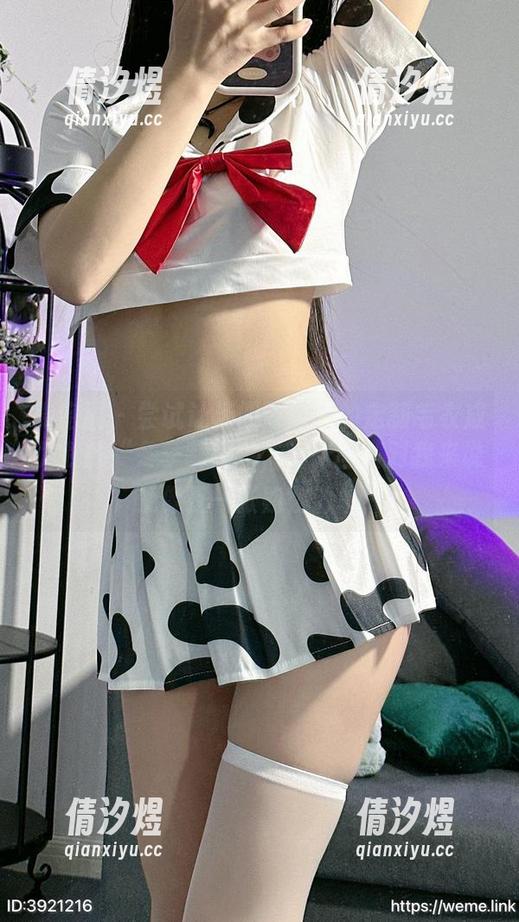 微密圈 - 尝试让汤圆可甜了的定制毛衣成为我的“冬季制服”，这张图片对我来说就像是一张购物清单！