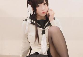 精选白神泱女仆套图：就算在厨房也要颜值在线！