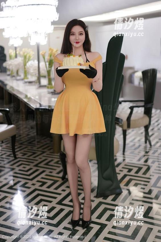 秀人网 - 密制兜豆靓Youlina少女合集：作品里的每一张都想给人一种“好家伙青春真好”的感觉。