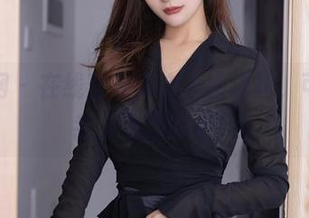 秀人网 – 在线对峙李夫人的白裙，可能让我成为她的粉！