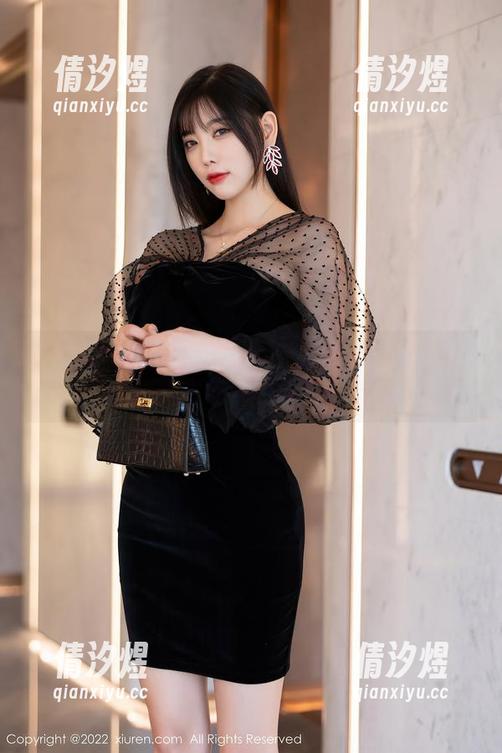 秀人网 - 李梓熙的校服合集：又是一阵青春的怀旧…