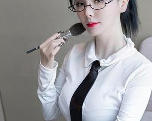 秀人网 – 淼淼萌萌哒的旗袍私房照，绝对是你没见过的美图。