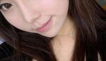 微密圈 – 在紫色哒豚豚的红色探险中，高清图库宛如突然失控的调色盘！